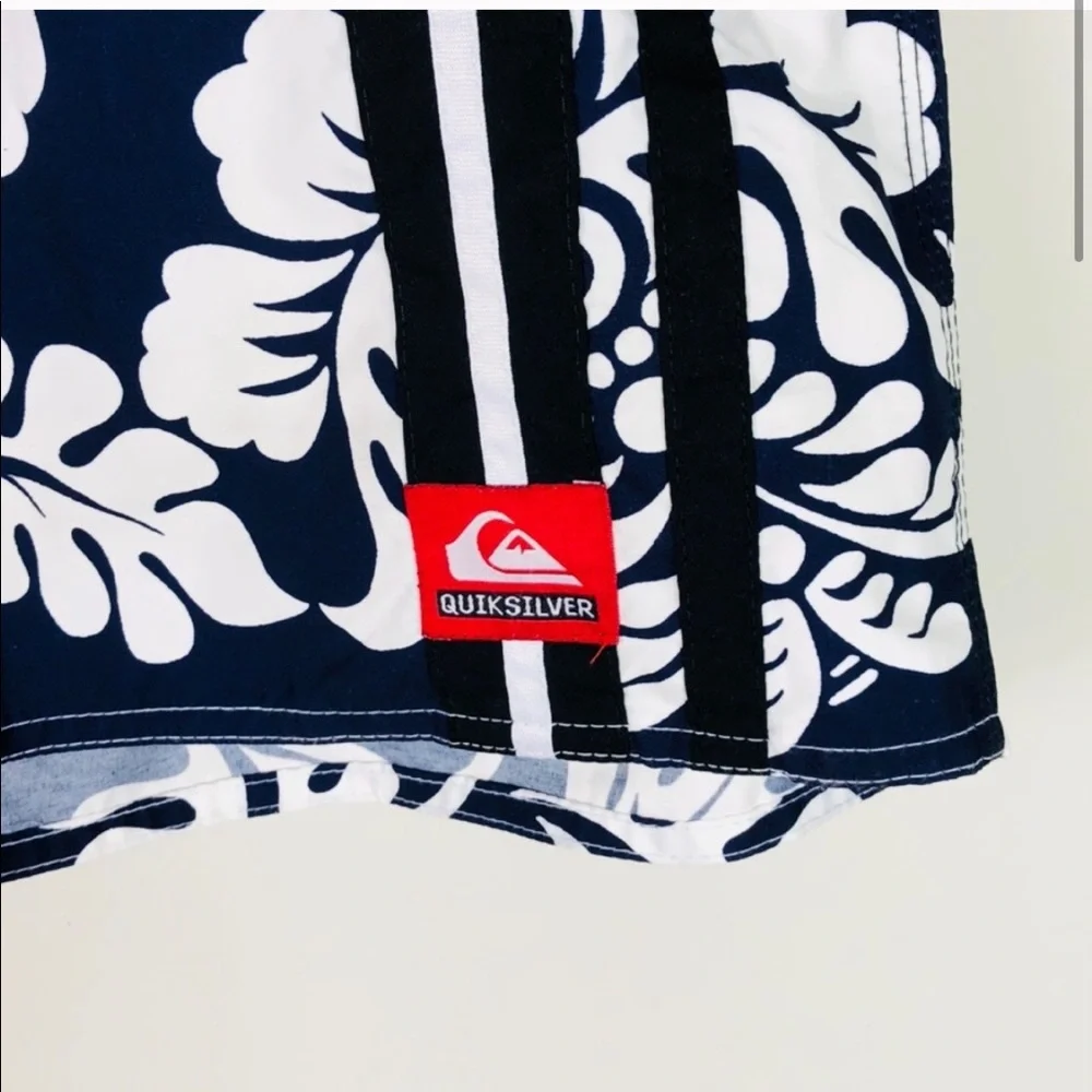 NEW Quicksilver Board shorts Swim Suit Trunks 486